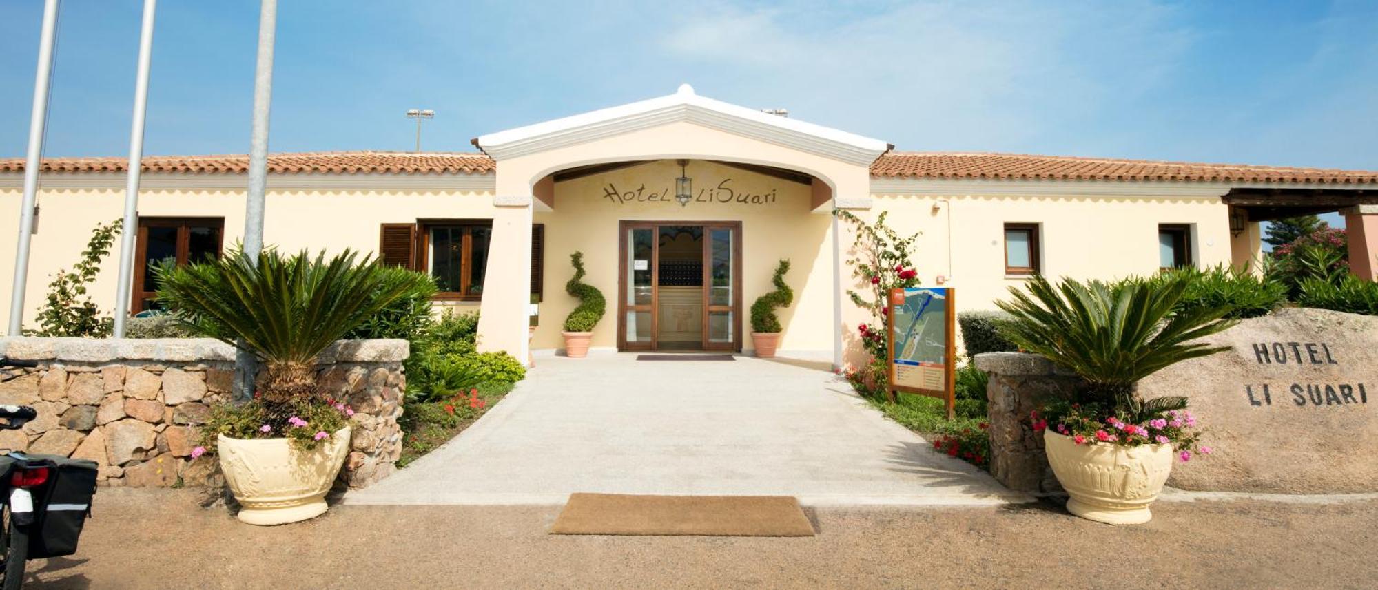 Li Suari Club Village 圣特奥多罗 外观 照片