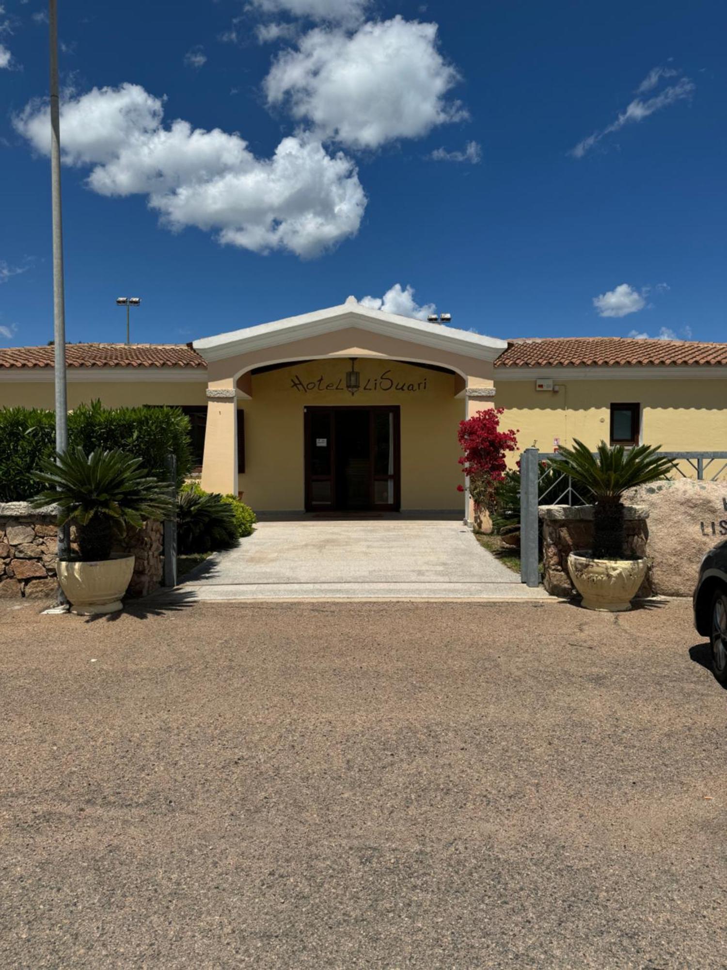 Li Suari Club Village 圣特奥多罗 外观 照片