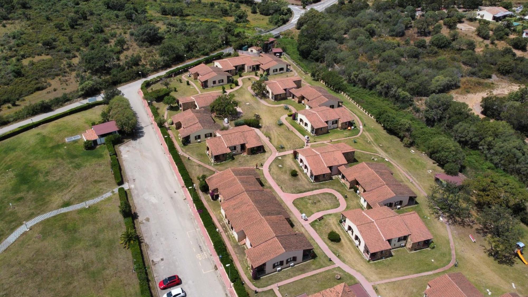 Li Suari Club Village 圣特奥多罗 外观 照片